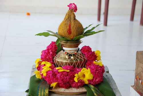 Kalasam-Varalakshmi.jpg