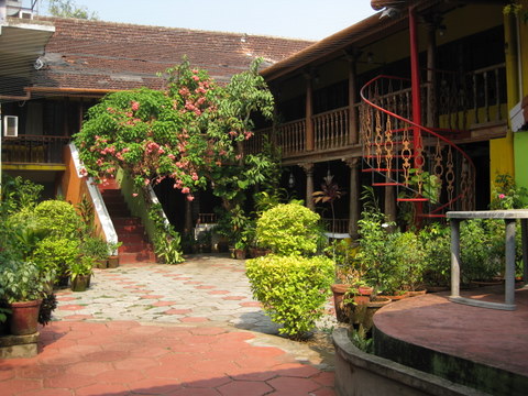 rossittawood Inn courtyard