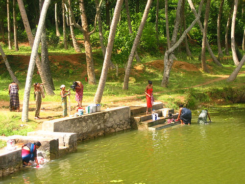 thiruvathira-bathing.jpg